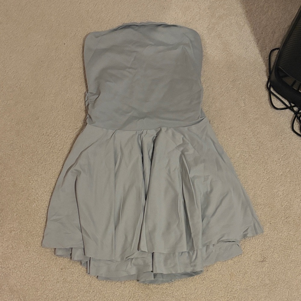 Elegant Strapless Gray Dress